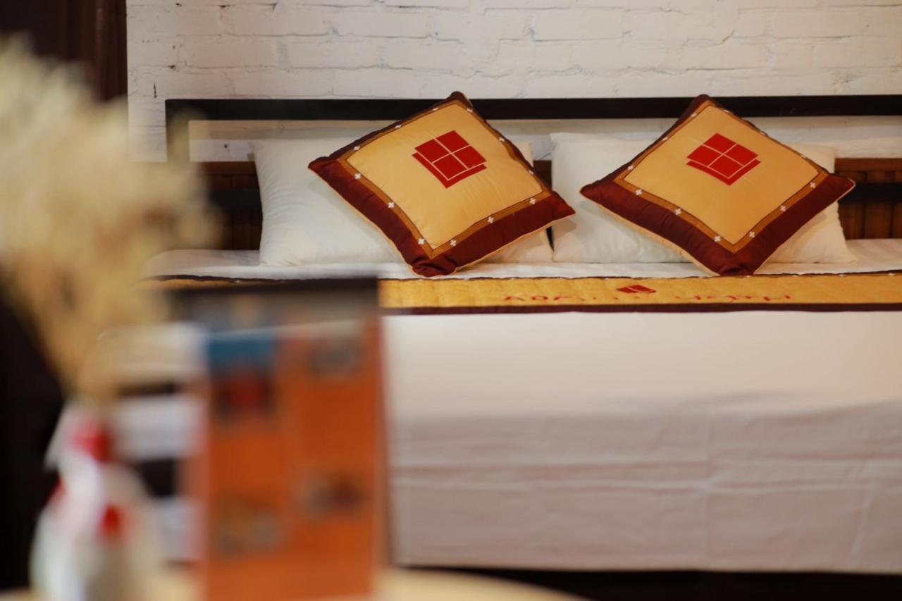 Aroma Ha Long Hotel Екстериор снимка