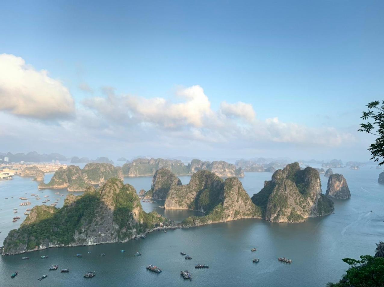 Aroma Ha Long Hotel Екстериор снимка
